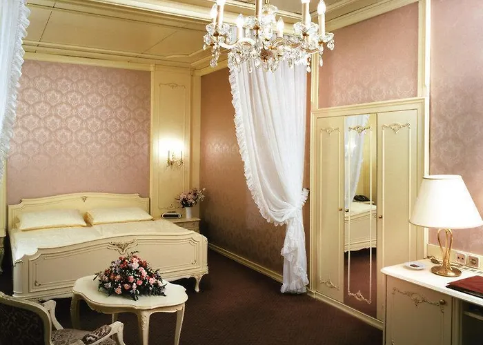 Hotel Roemischer Kaiser