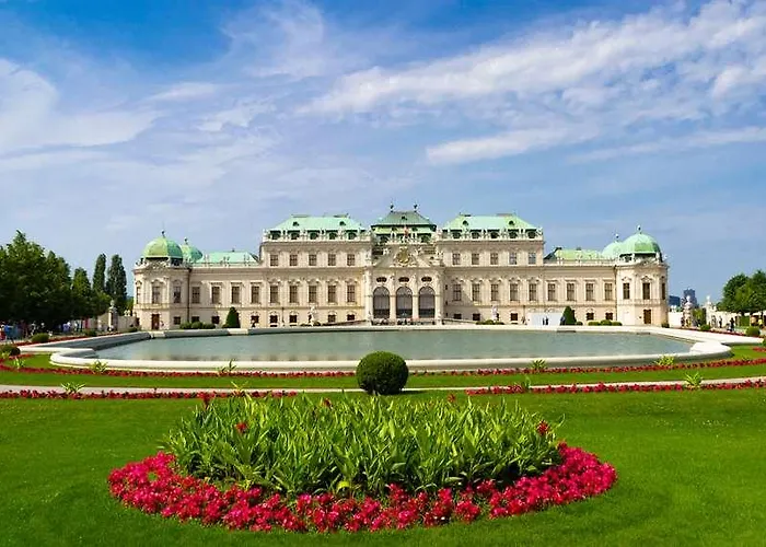 Hotel Roemischer Kaiser 4*