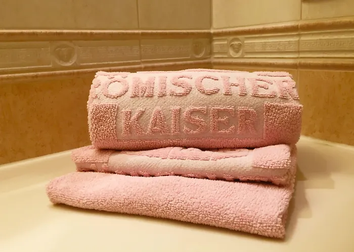 Roemischer Kaiser Hotel