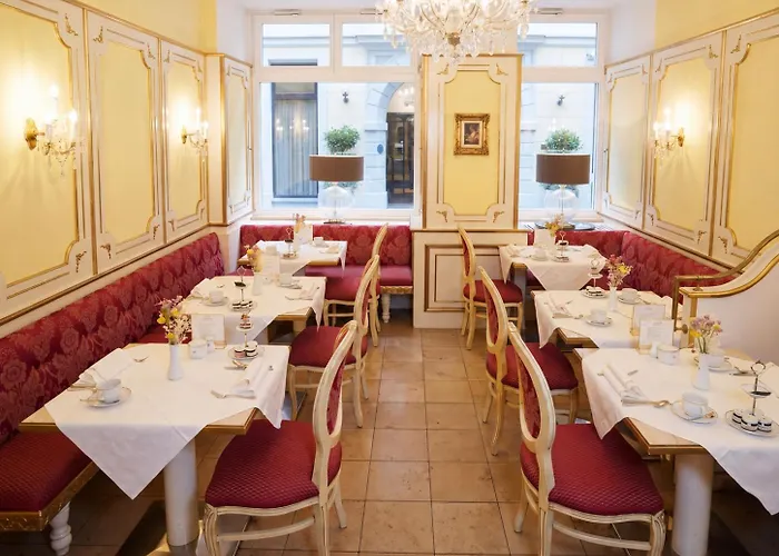 Roemischer Kaiser Hotel 4*