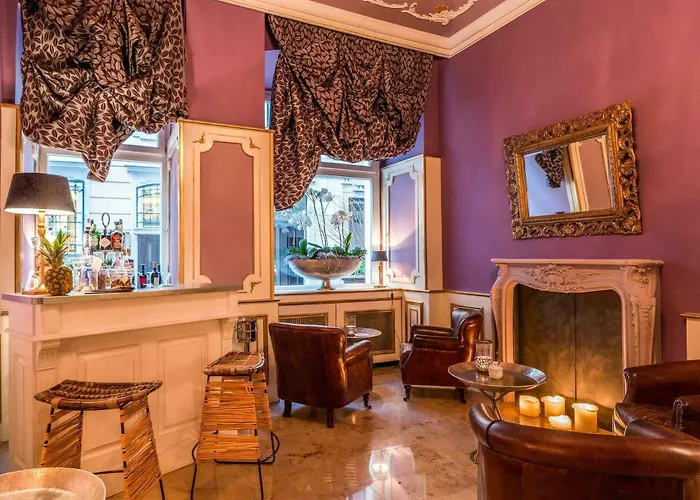 Hotel Roemischer Kaiser 4*